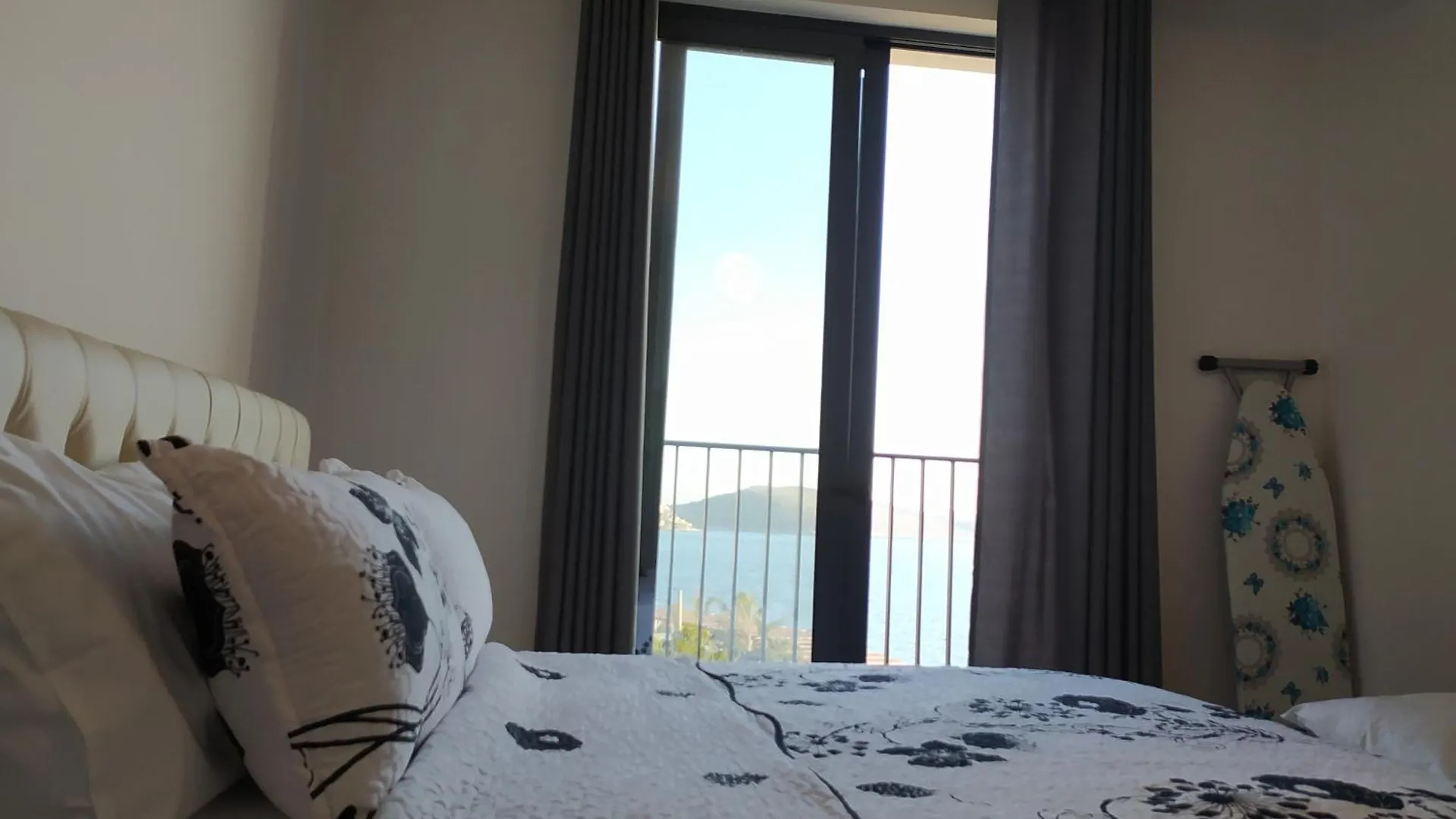 Saranda Xhulial 2 Apartament