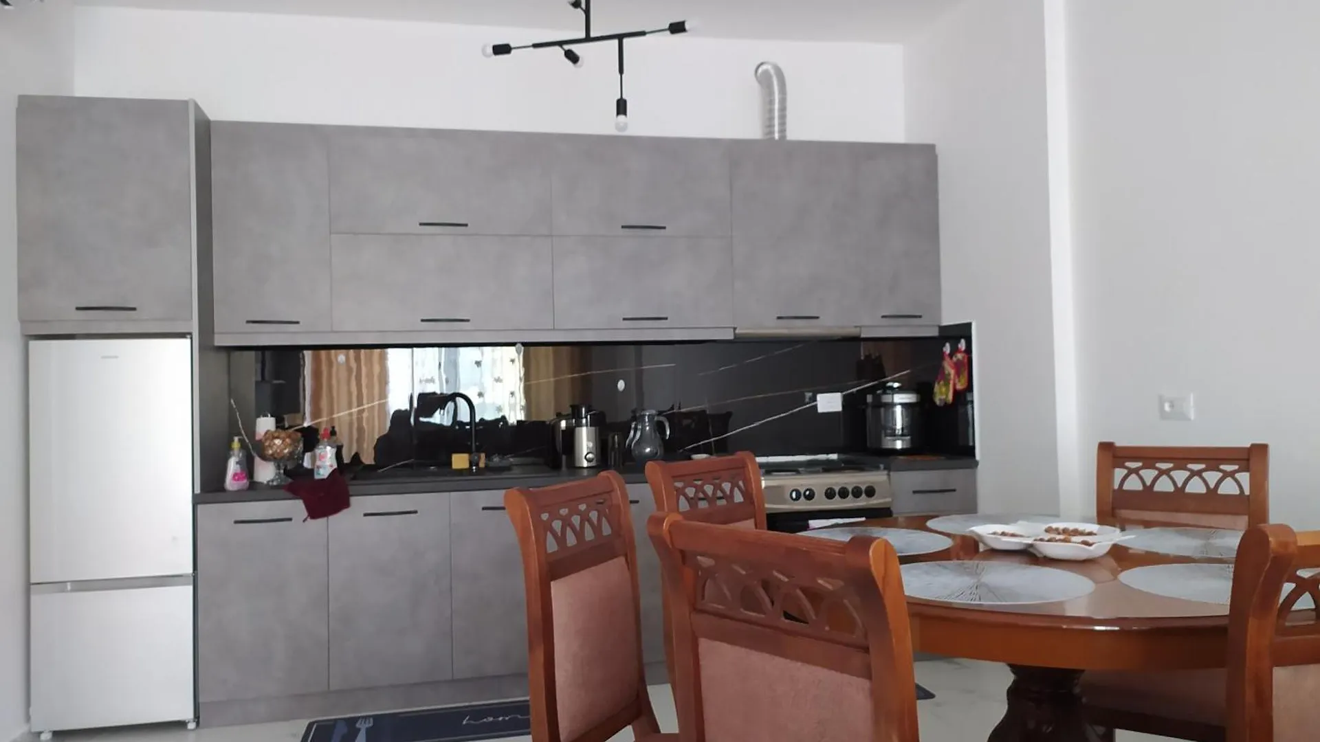 Xhulial 'S Saranda Apartament Sarande