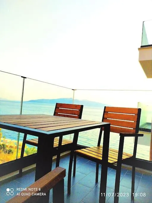 Apartment Xhulial 'S Saranda Apartament