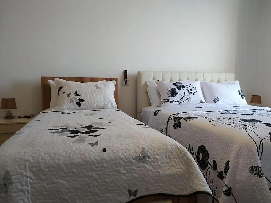 Xhulial 'S Saranda Apartament Sarande